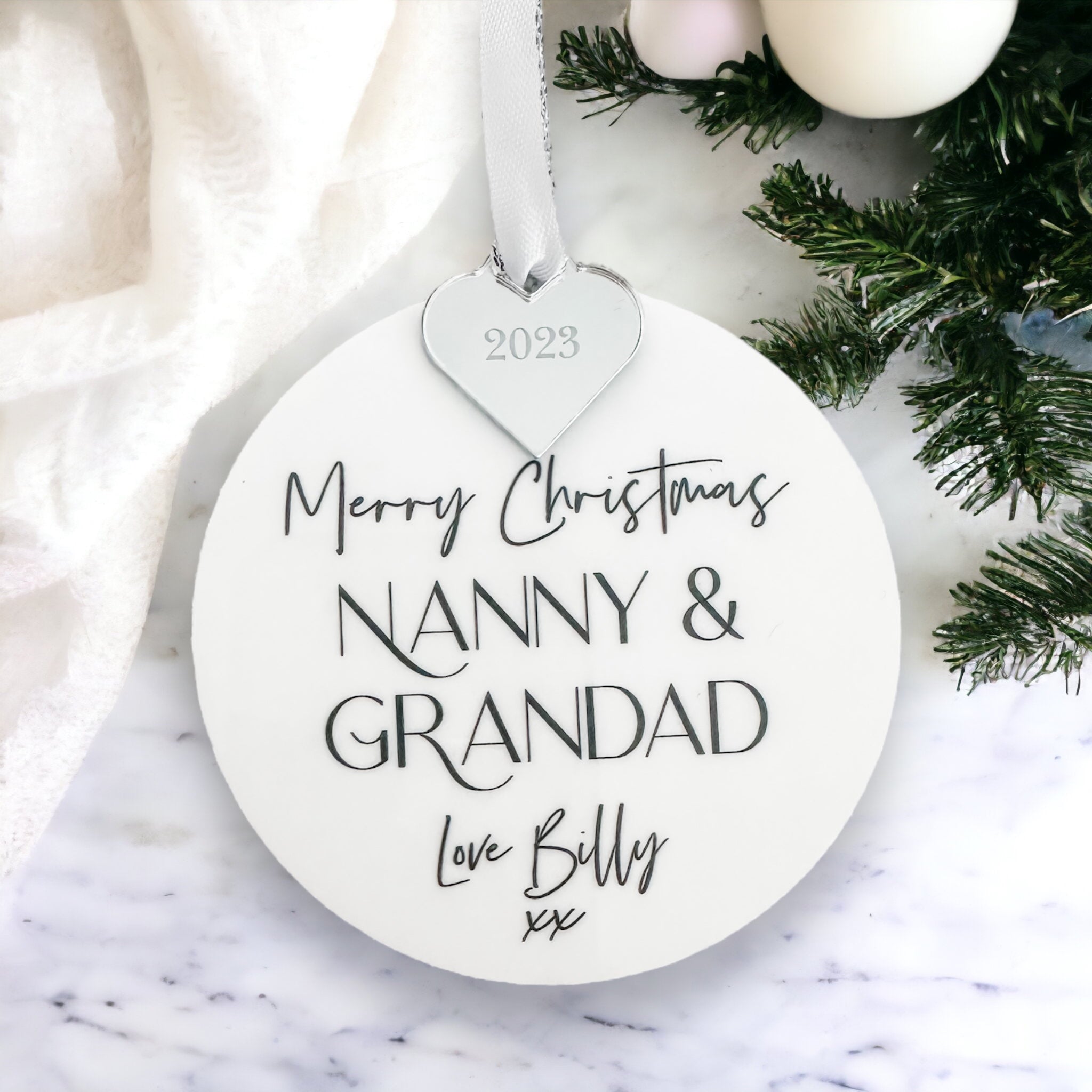 Auntie & Uncle Personalised Bauble